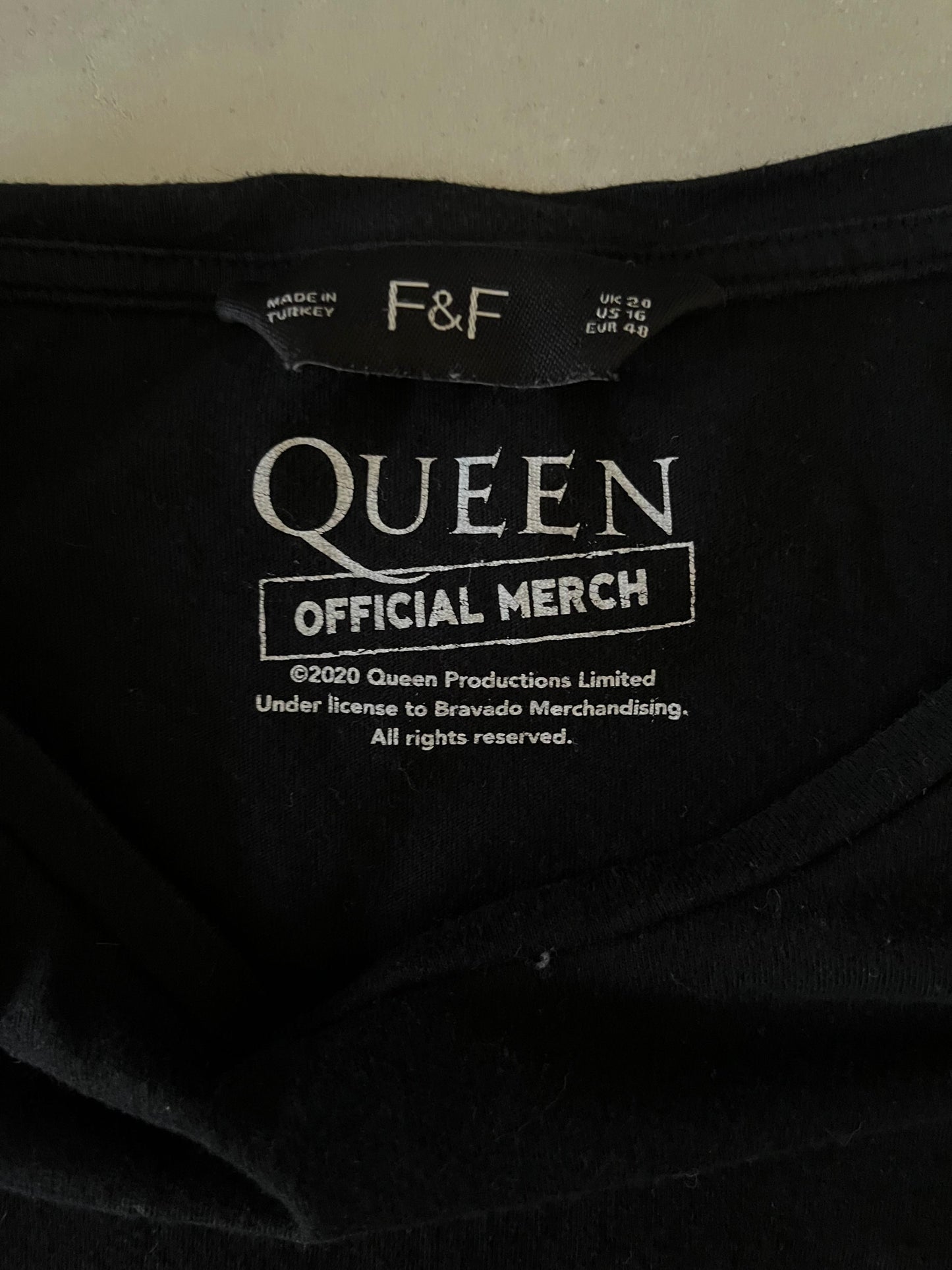 Queen Band Tee