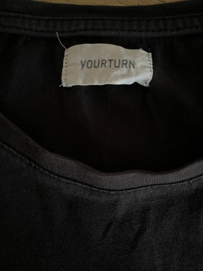 YOUETURN Unisex Black Tee