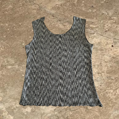 sheng zhuang  Women's Grey Tank Top