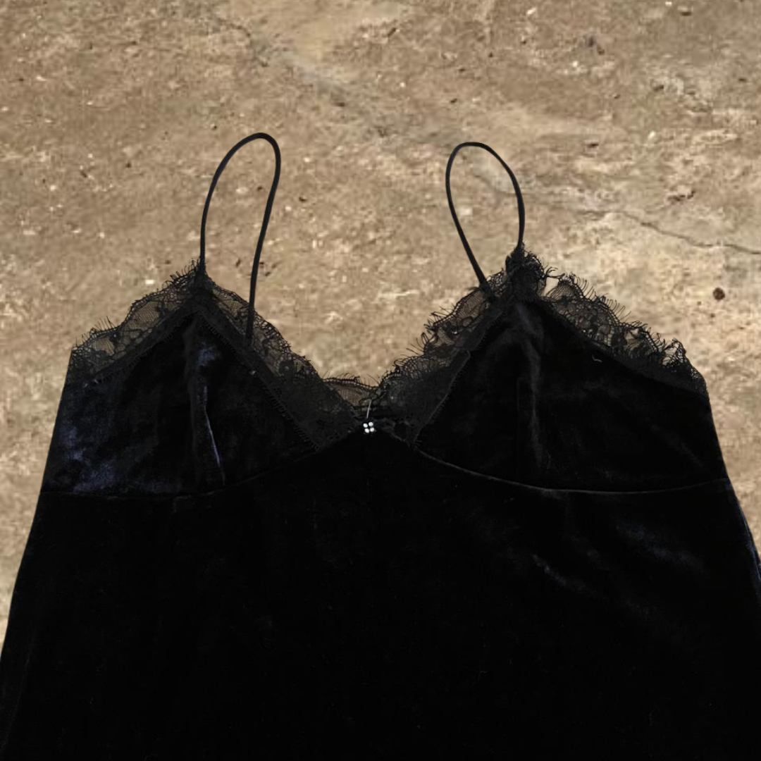 Black Laced Velvet Sleeveless Women's Top